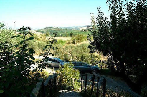 Agriturismo La Magione Quercegrossa Exterior foto